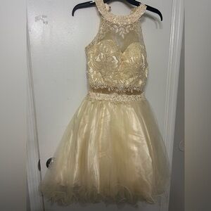 Chic Cream Lace Prom Dress